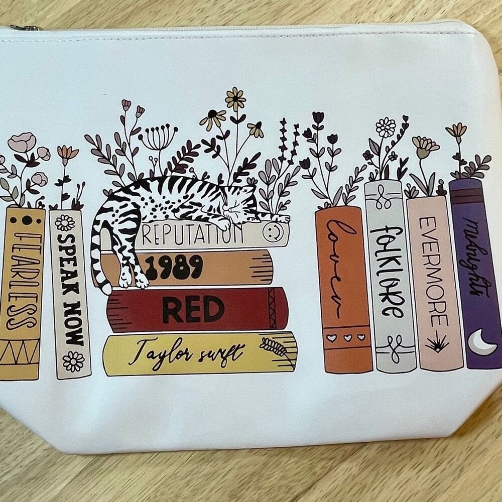 Cat & Books Clutch Bag – Cozy Napping Cat Design
